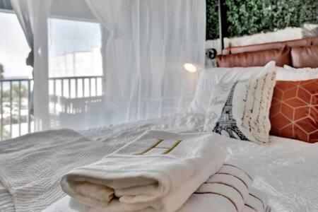 The Hemingway Subtropical Luxury On The Tampa Bay Villa Екстериор снимка