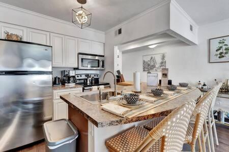 The Hemingway Subtropical Luxury On The Tampa Bay Villa Екстериор снимка